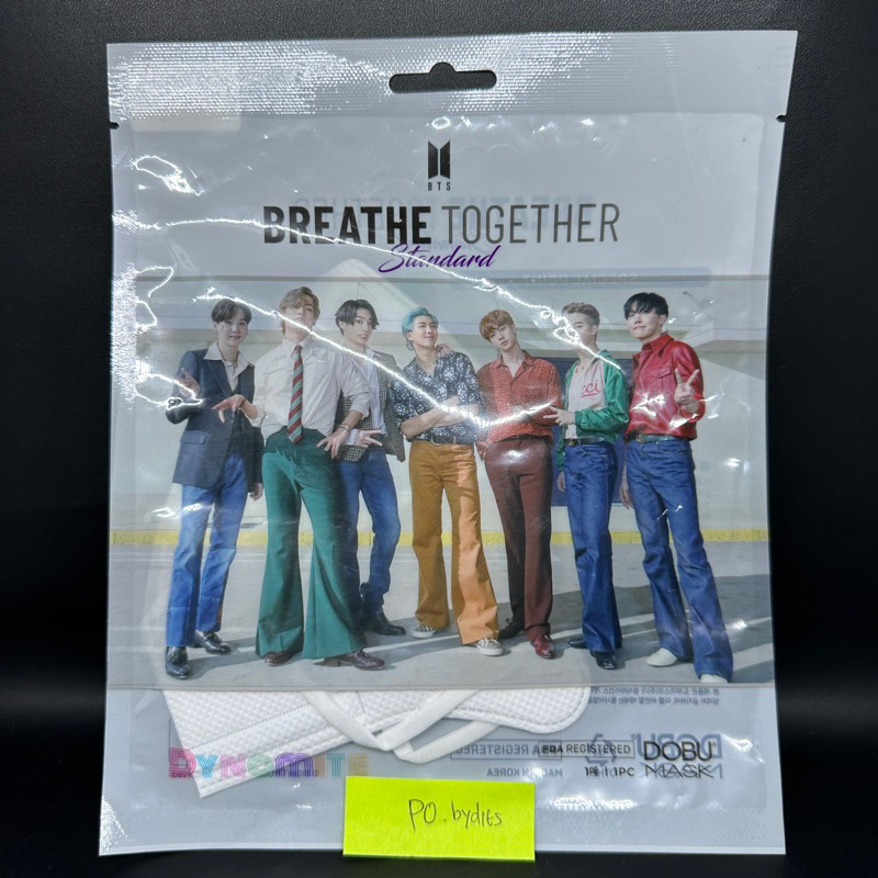 [READY] BTS Breathe Together Mask White Black Dynamite Daiso Korea Masker hitam putih