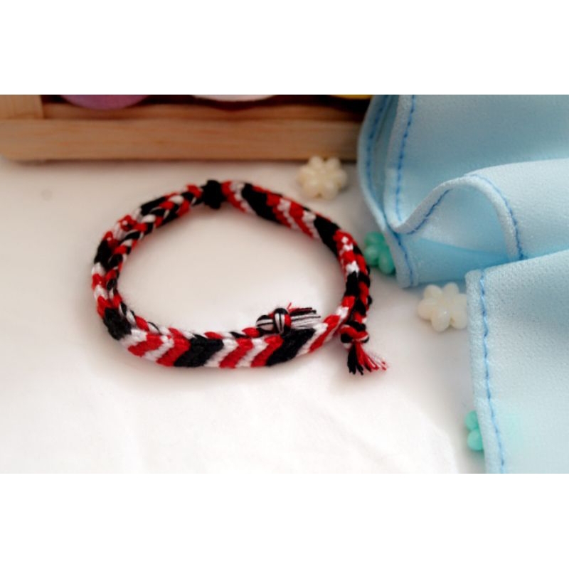 Gelang Merah Putih Hitam Batak Bali
