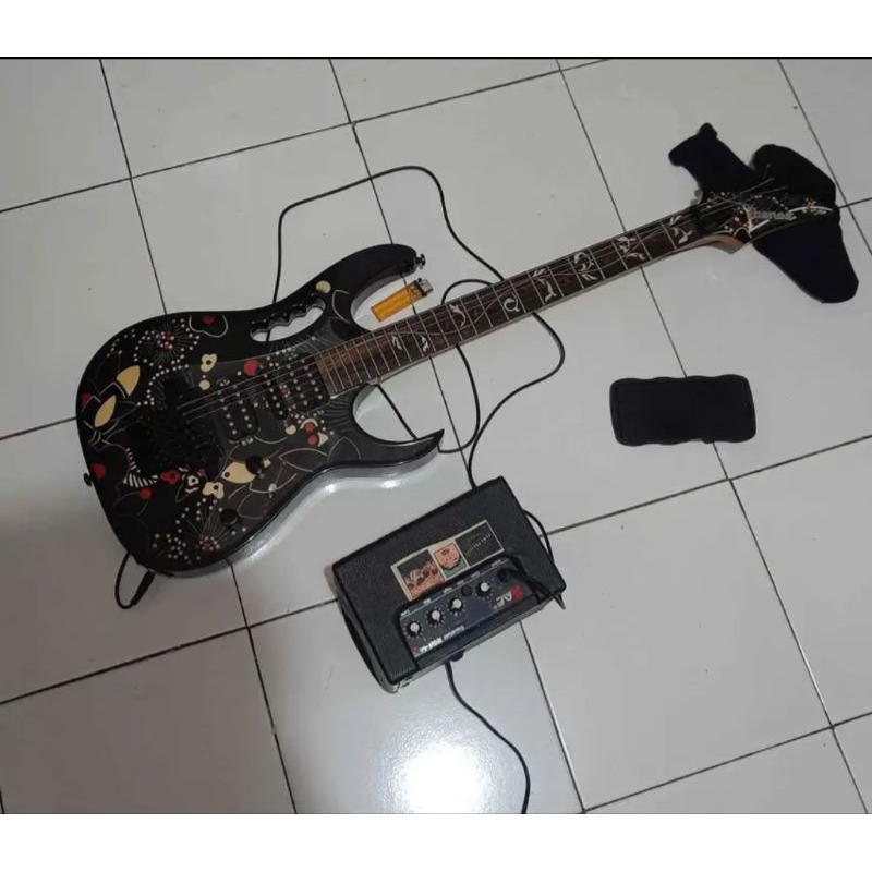 Gitar Listrik/Elektrik Ibanez Jem bekas