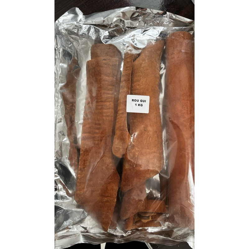 

Kayu Manis Cinnamon Rou Gui Fresh Original besar 1 kg