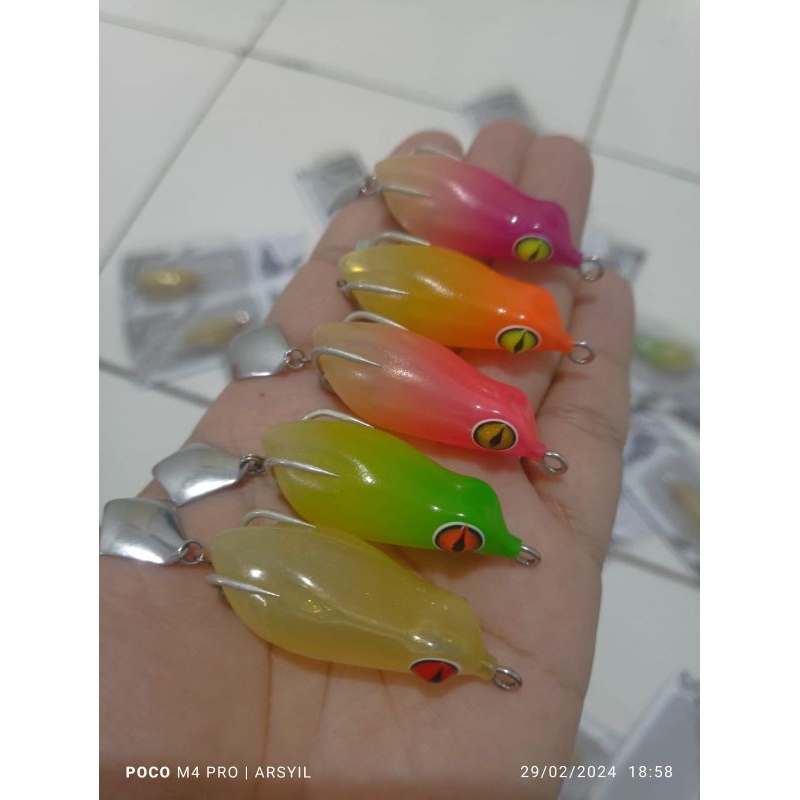 Lure GUMMY FROG,soft frog bening