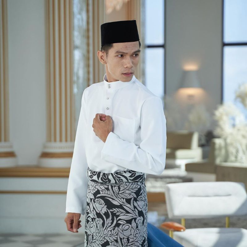 BAJU MELAYU PRIA SETELAN / PAKAIAN ADAT STELAN MELAYU CEKAK MUSANG / LIMA KANCING BUTONG