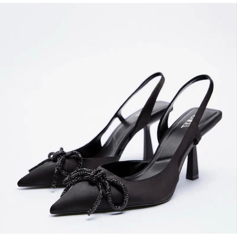 Sepatu Heels Pita Zr Zara