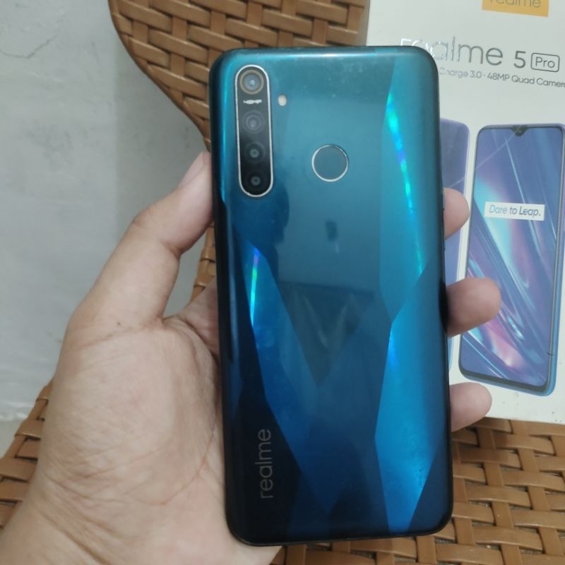 Realme 5 pro minus lcd