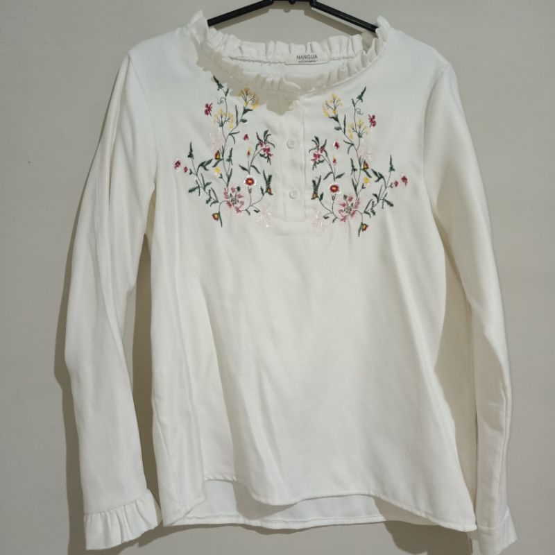 [Preloved] Atasan putih bordir sz S