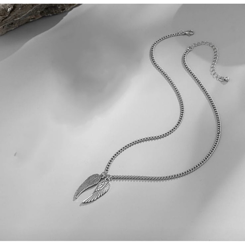 KALUNG LIONTIN SAYAP TITANIUM PRIA WANITA ANTI KARAT MEDEL TERBARU