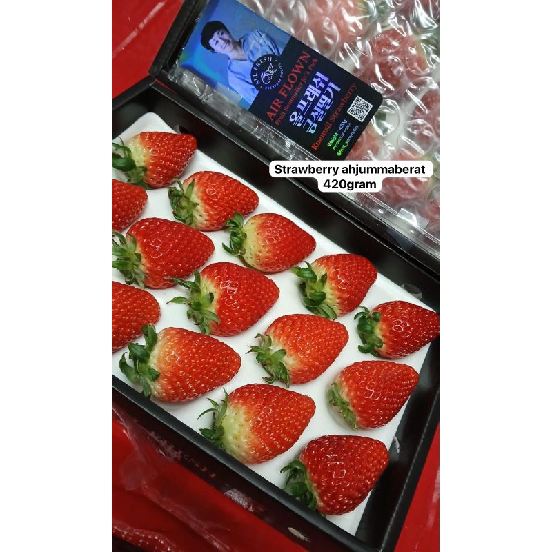 

strawberry korean ahjumma berat 420 grm/pack