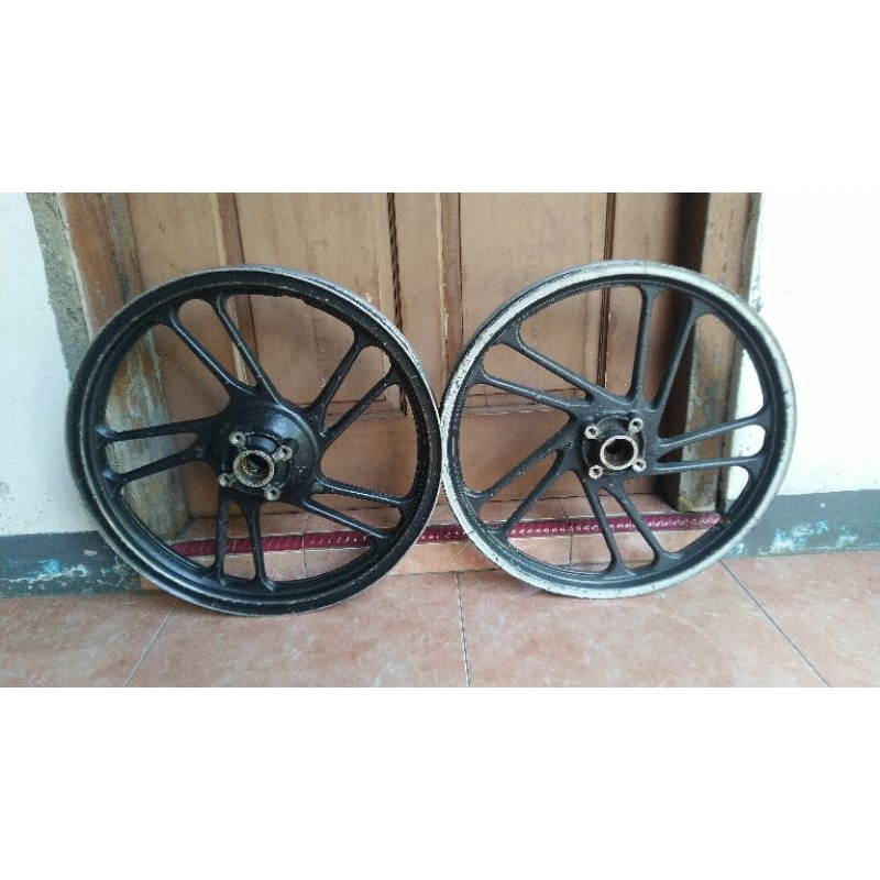 resing cs1/velg racing honda cs1 original