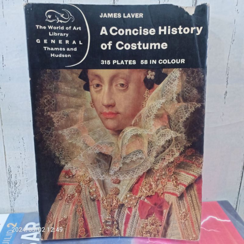 ORIGINAL BUKU IMPORT A CONCISE HISTORY OF COSTUME 315 Plates 58 In Colour The World Of Art Library G