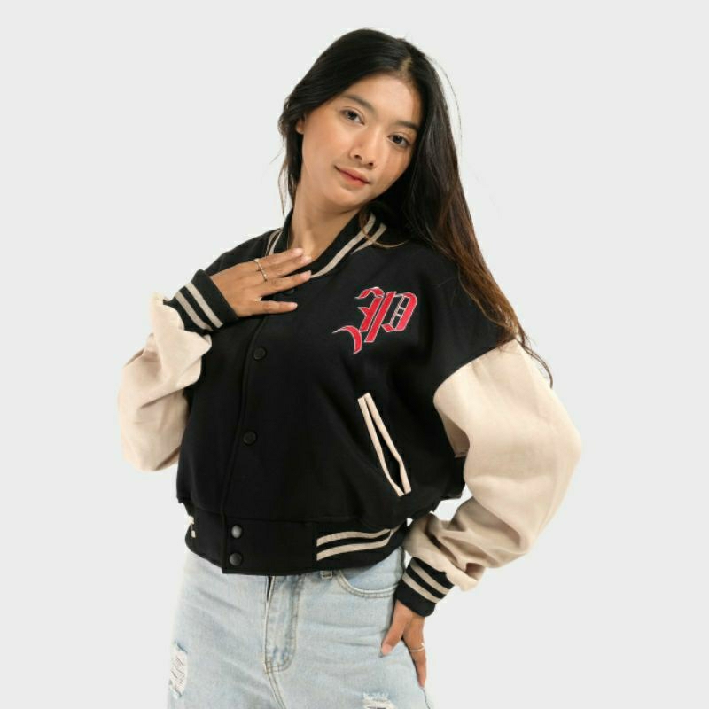 PHOMPPHIESS Jacket Varsity Crop Oversize Hitam Crem Jacket Baseball