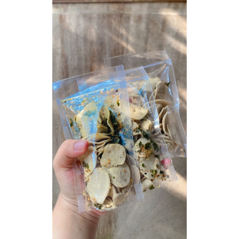 

Basreng Ikan tengiri Daun Jeruk (Coin) 100 gram