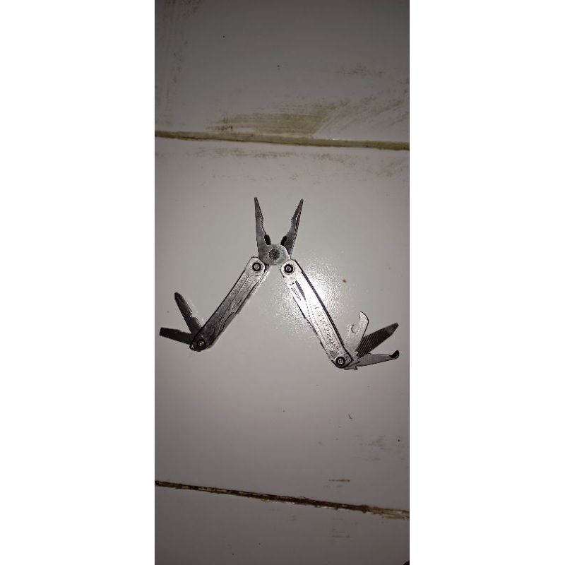 alat camping leatherman Wingman