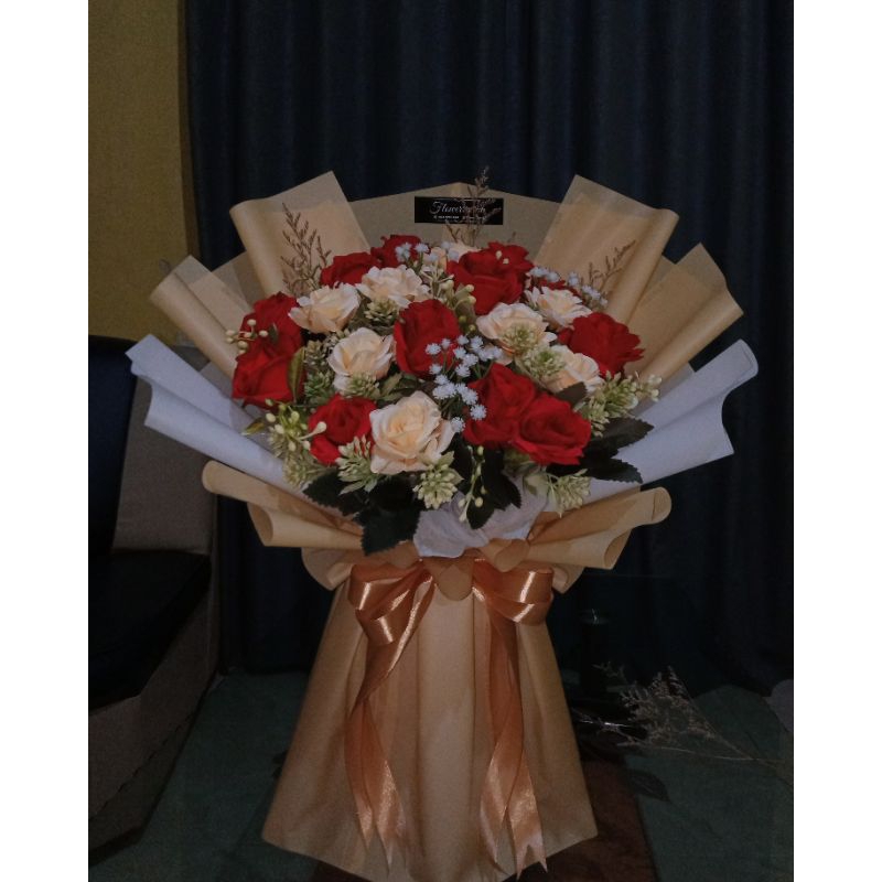 

Buket Bunga Artificial - Pre-Order | Kado Ulang Tahun | Kado Wedding | Engagement