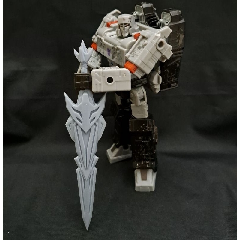 Transformers War for Cybertron, Megatron Sword