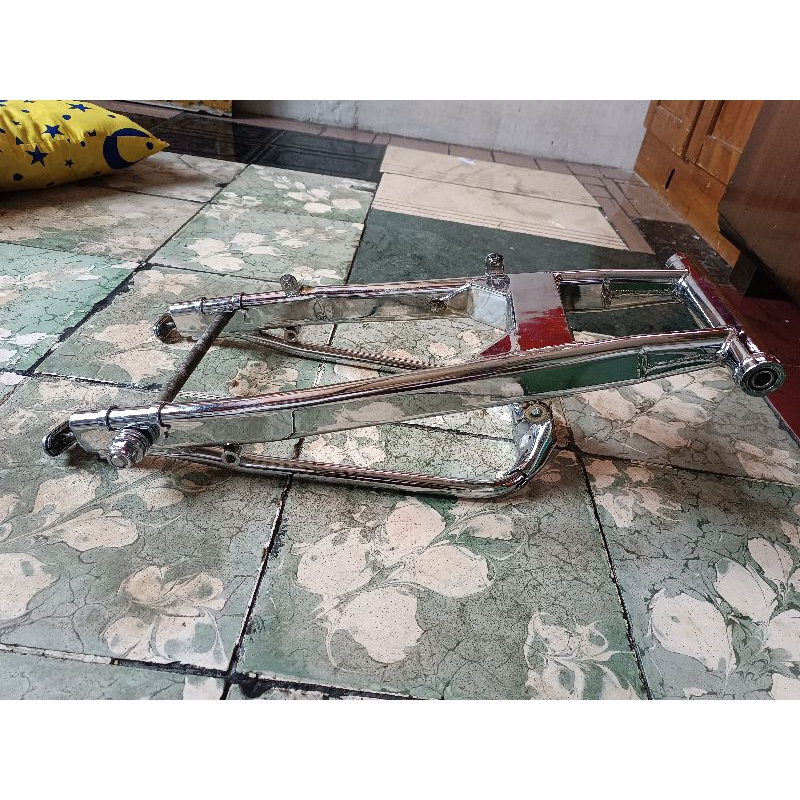 swing arm ninja RR sudah pnp scorpio,