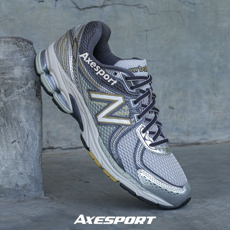 Sepatu Sneakers New Balance 860 V2 - ML860KR2 Original