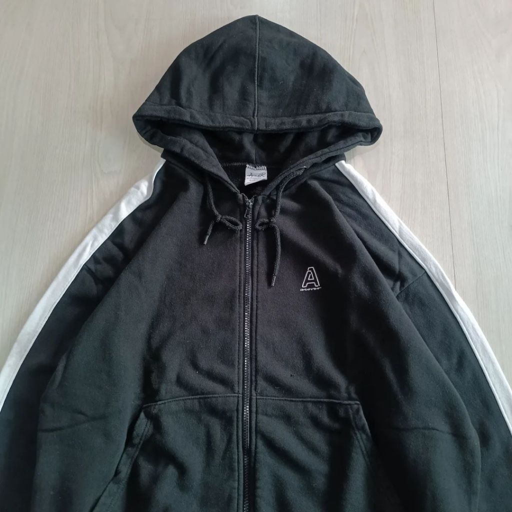 ACOVER ZIP HOODIE