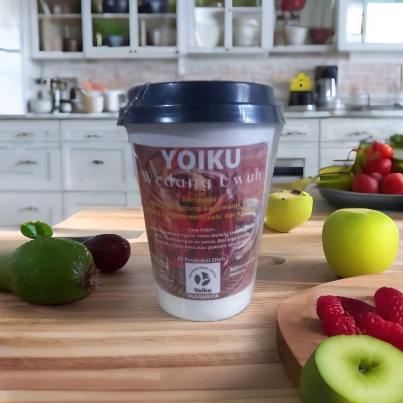 

Wedang Uwuh cup dalam gelas Yoiku plus gula batu