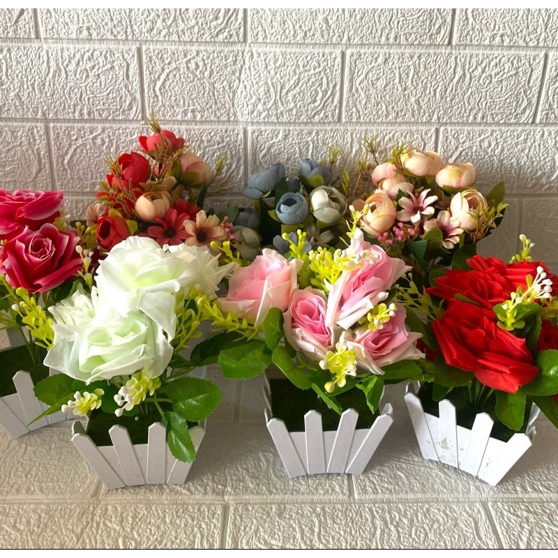 Tanaman Hias Indoor Artificial Pot Bunga Plastik