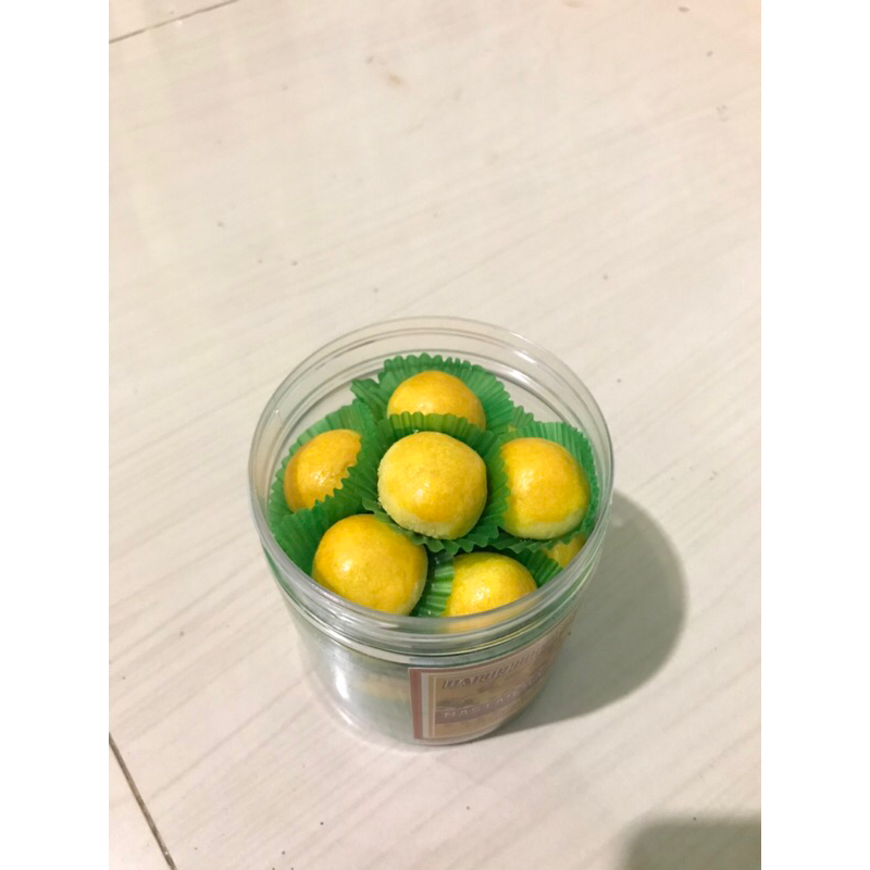 

Kue Kering nastar nanas wisman / Kue Nastar Nanas Isi 350 gram (1/4 Kg ) / kue nastar isi nanas kue homemade termurah