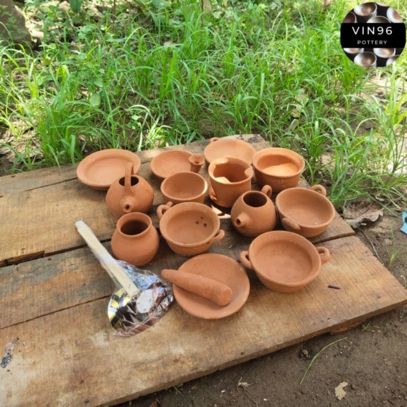 Mainan anak tradisional 16pcs gerabah tanah liat