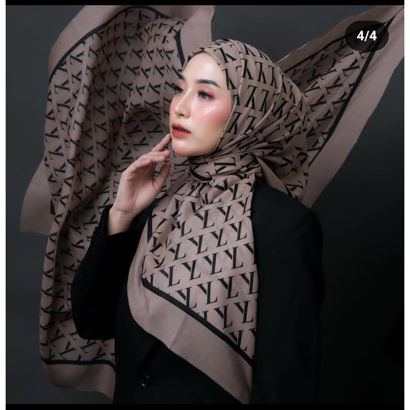 Hijab Segiempat Motif LY Lilyourstyle Monogram