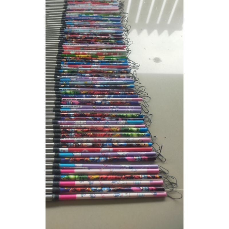 

Refill pulpen gel variasi