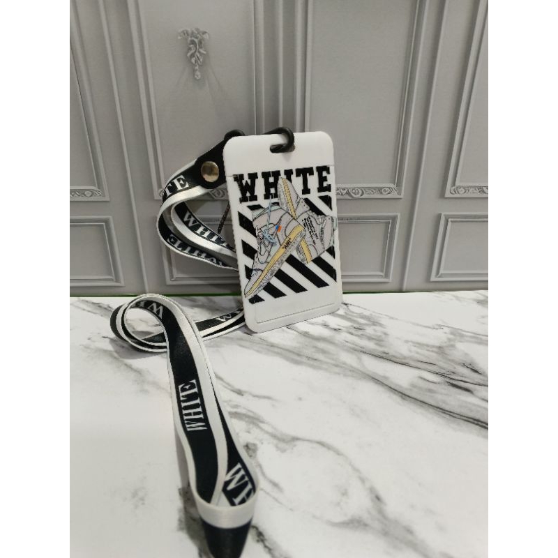 

ID CARD HOLDER MOTIF PEPSI DAN WHITE/TEMPAT KARTU/CASE HOLDER KARTU BUS