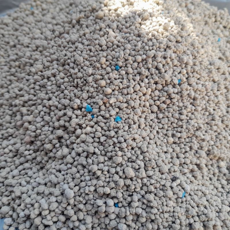 Pasir Kucing Gumpal Wangi/ Pasir Kucing 1kg