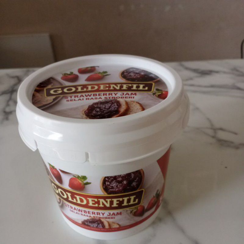 

Goldenfil Strawberry Jam 1 kg Selai Rasa Stroberi