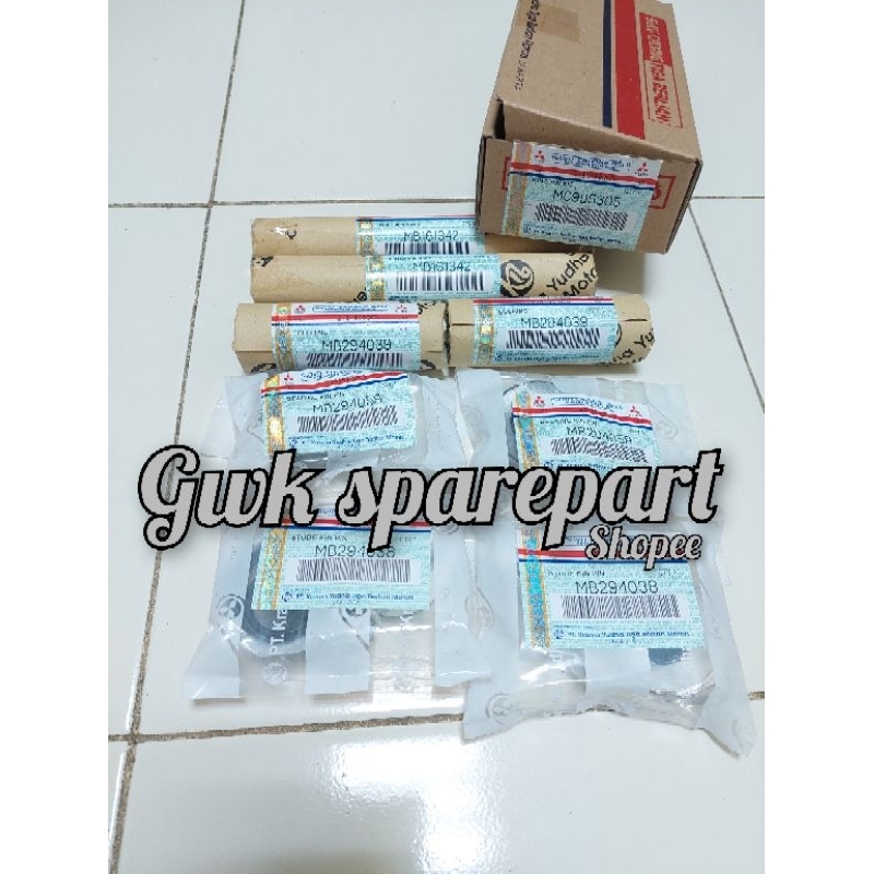 King pen set king pin kit 1set kanan kiri Mitsubishi Ps110 Turbo Canter Ori