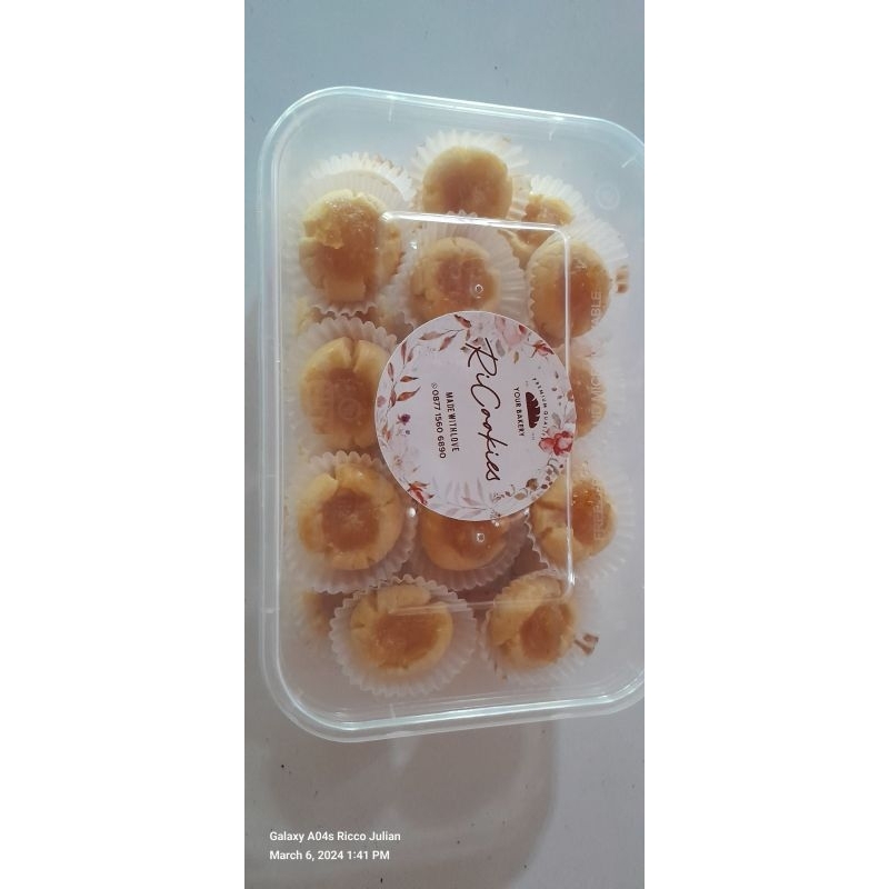 

thumprin cookies selai nanas