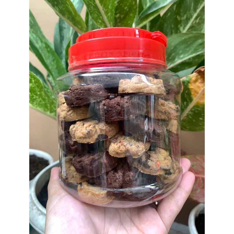 

CHOCHO CHIPS COKLAT DAN PUTIH 750gram