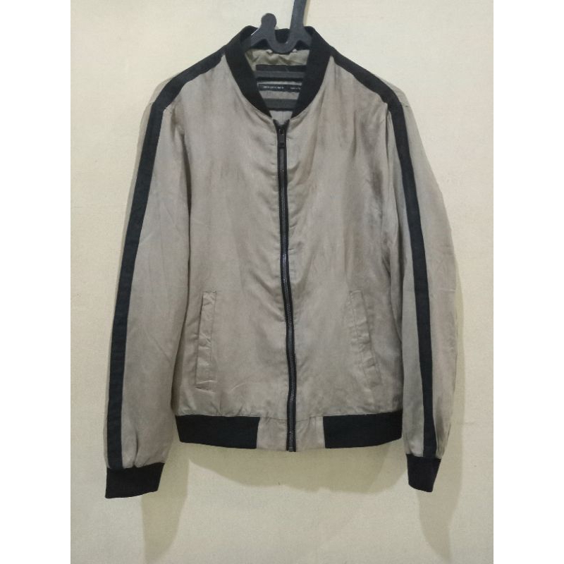 zara man jaket bahan suede