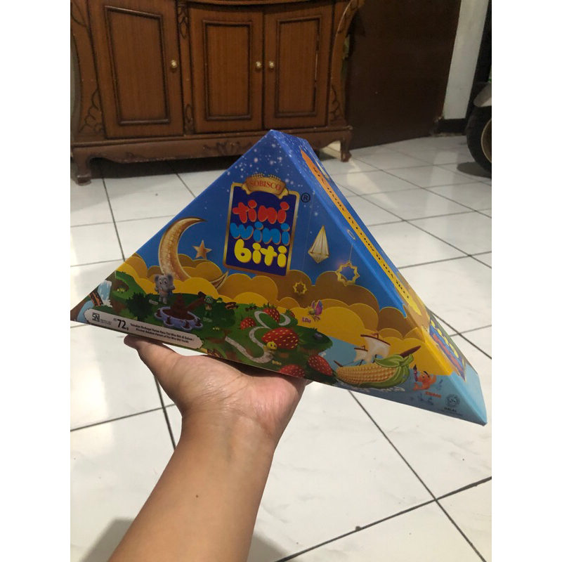 

tini wini biti gift lebaran