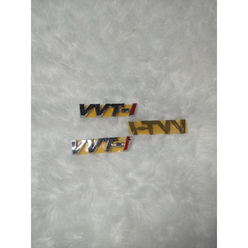 Emblem tulisan vvti kecil original Emblem tulisan vvti