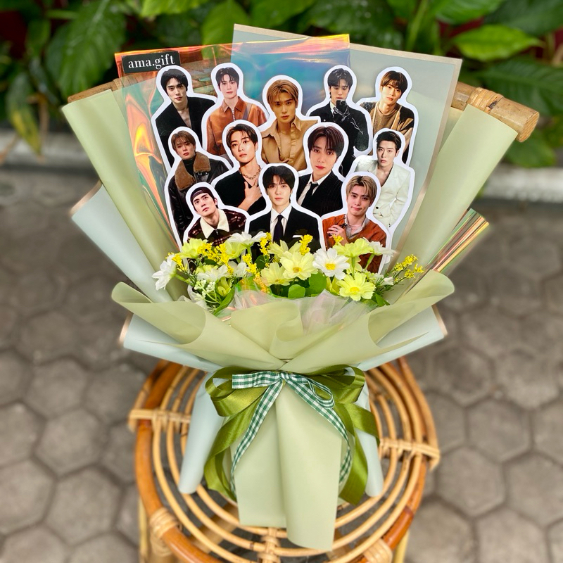 Buket kpop model cutting | bouquet photocard | buket foto idol bisa custom