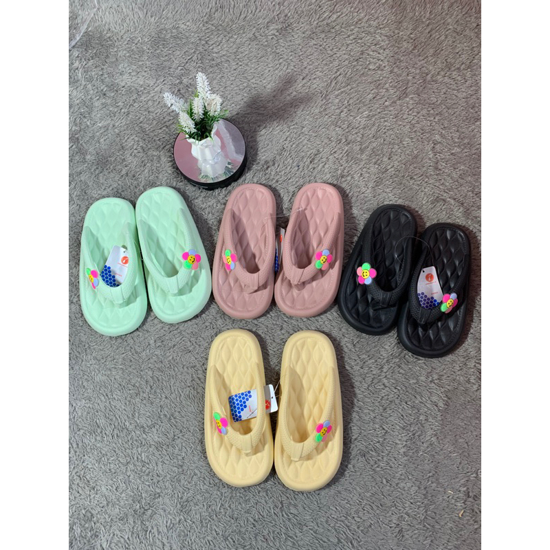 SANDAL WANITA GOSOME BUNGA SMILE / RAK D57 Gosome 8802 M