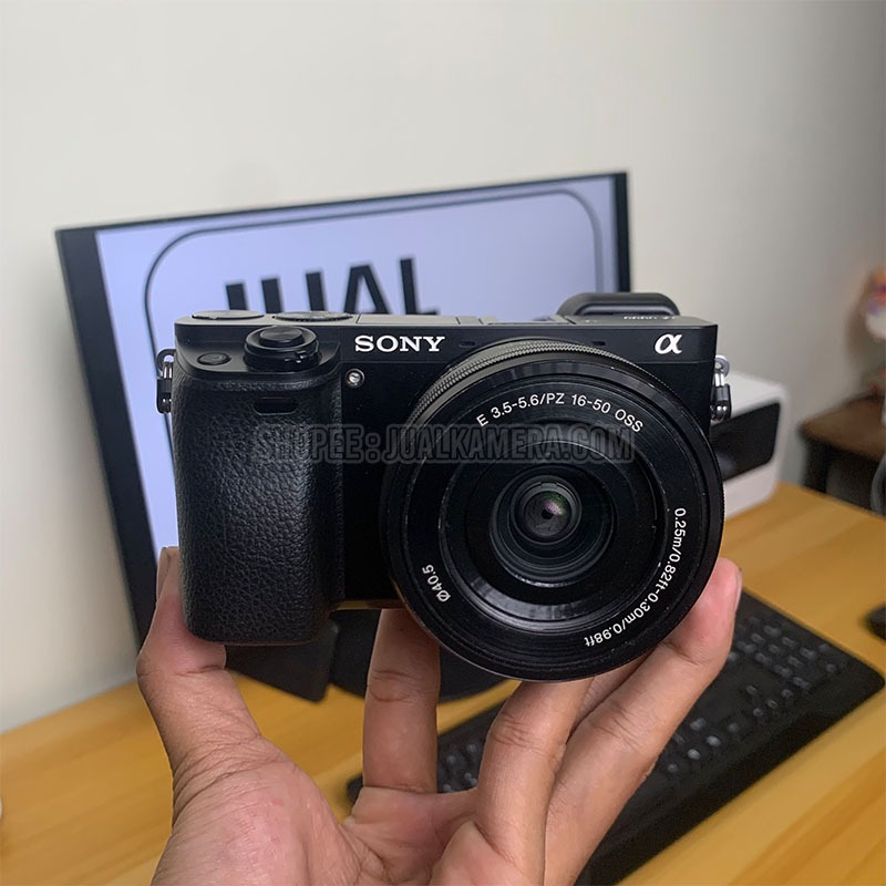Sony a6000 Kamera Mirrorless Terbaik