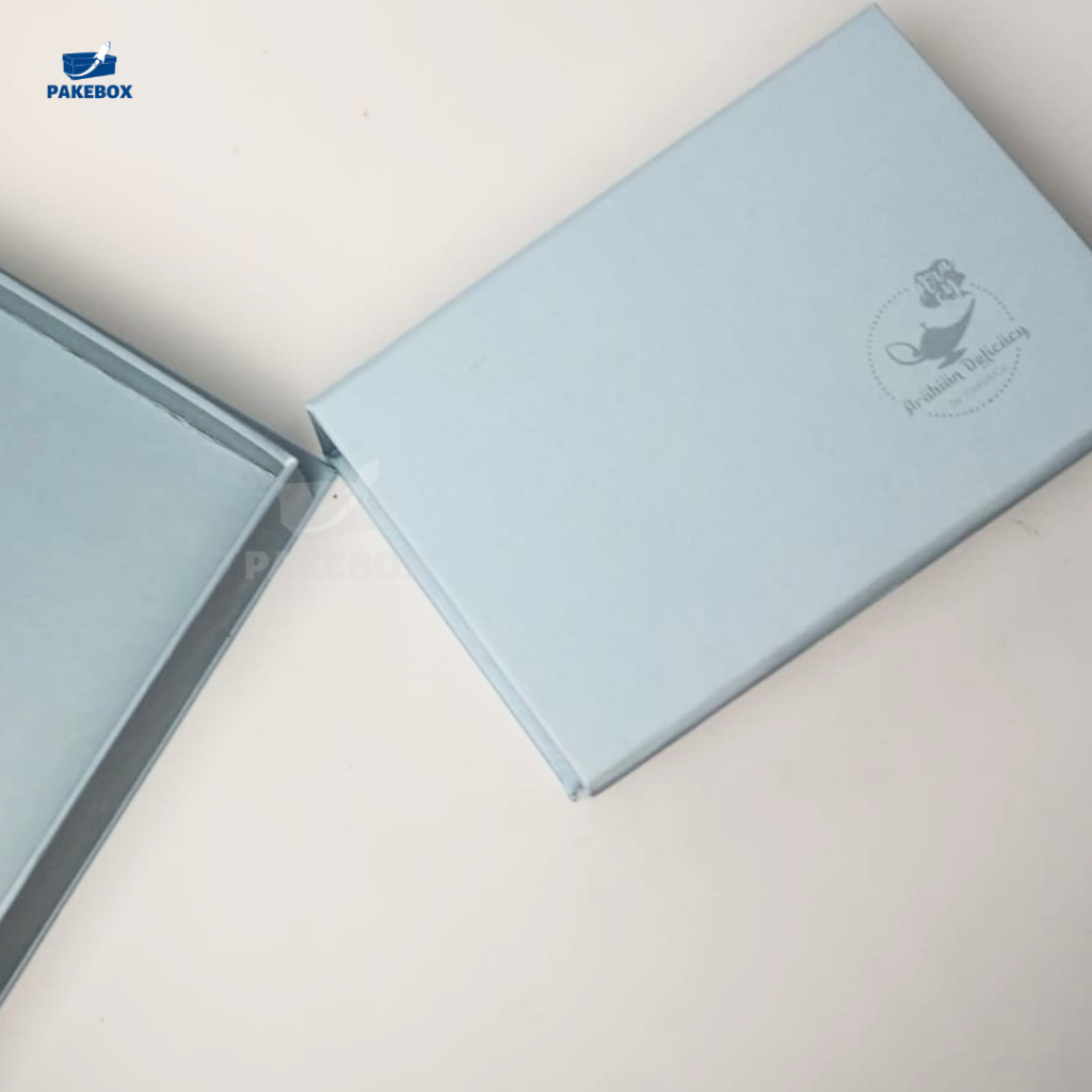 

Portofolio Hasil Produksi Hardbox Custom di Pakebox - Kotak Box Custom Lebaran/Hampers