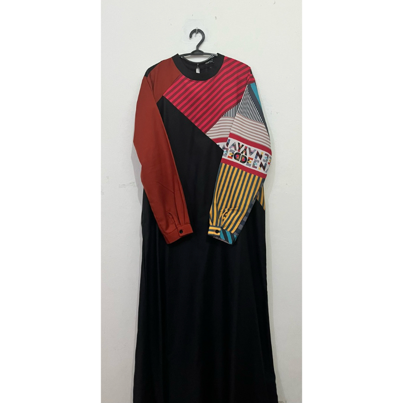 PRELOVED DEENAY GAMIS ORIGINAL