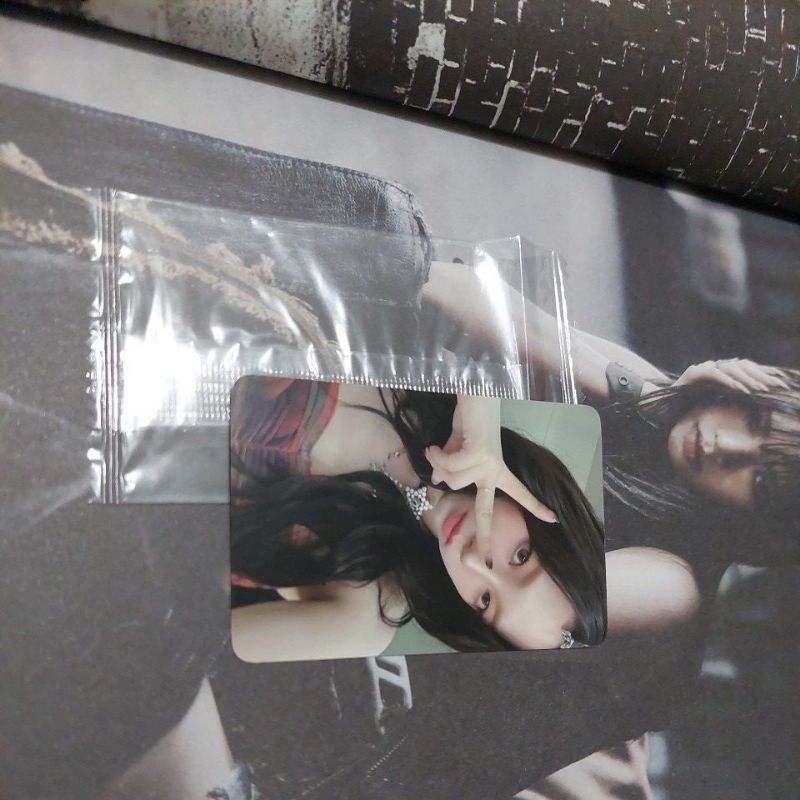 ( Unsealed- Good Condition ) AESPA " DRAMA " THE 4TH MINI ALBUM Official KARINA ( Unreleased Selfie 