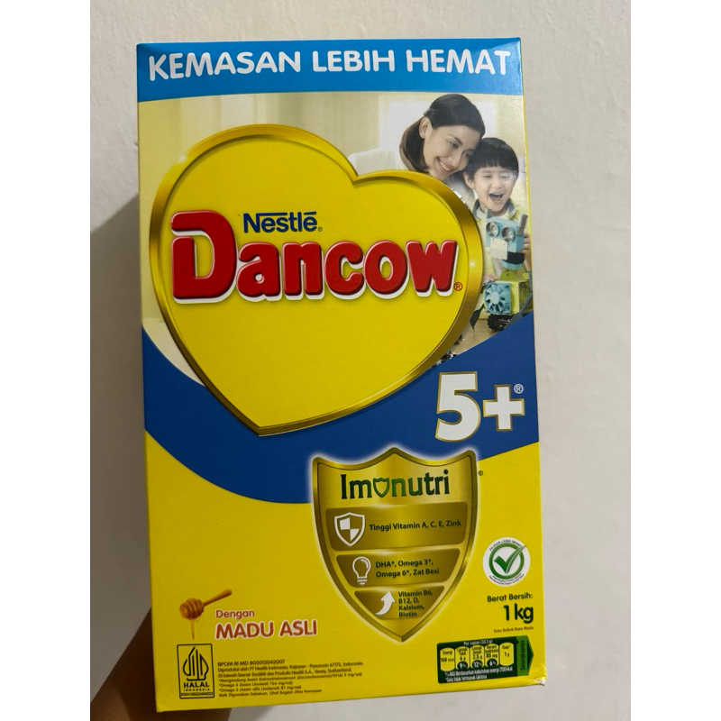 

Nestle Dancow 5+ dengan susu pertumbuhan rasa madu 5-6 Tahun Box 1kg