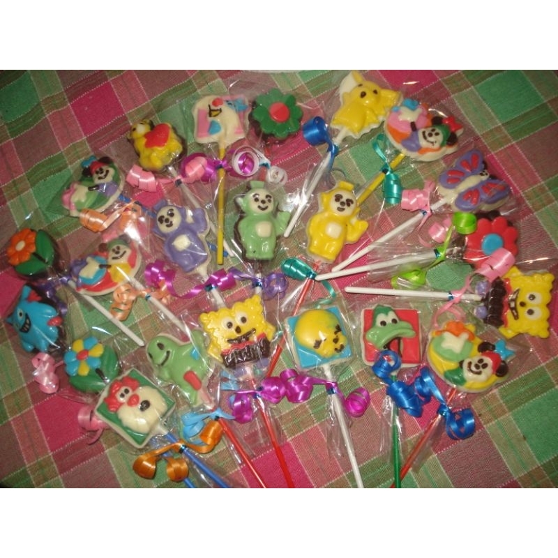 

Paket Coklat Tangkai Karakter 100 buah