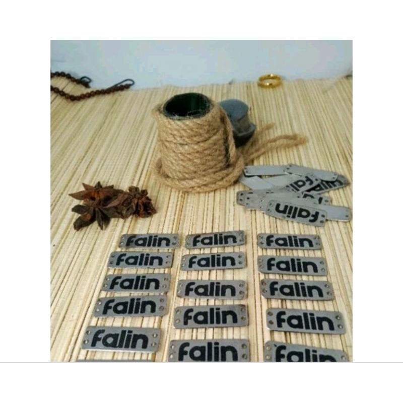 

LABEL PLAT HIJAB, LABEL PLAT PAKAIAN