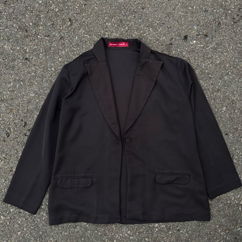 preloved thenblank blazer isyana x thenblank