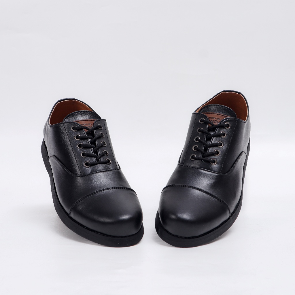 MNDY Official - Oxford Full Black - Sepatu Pantofel Pria Dewasa Formal Casual Kulit Kerja Resmi Kondangan Original Image 5