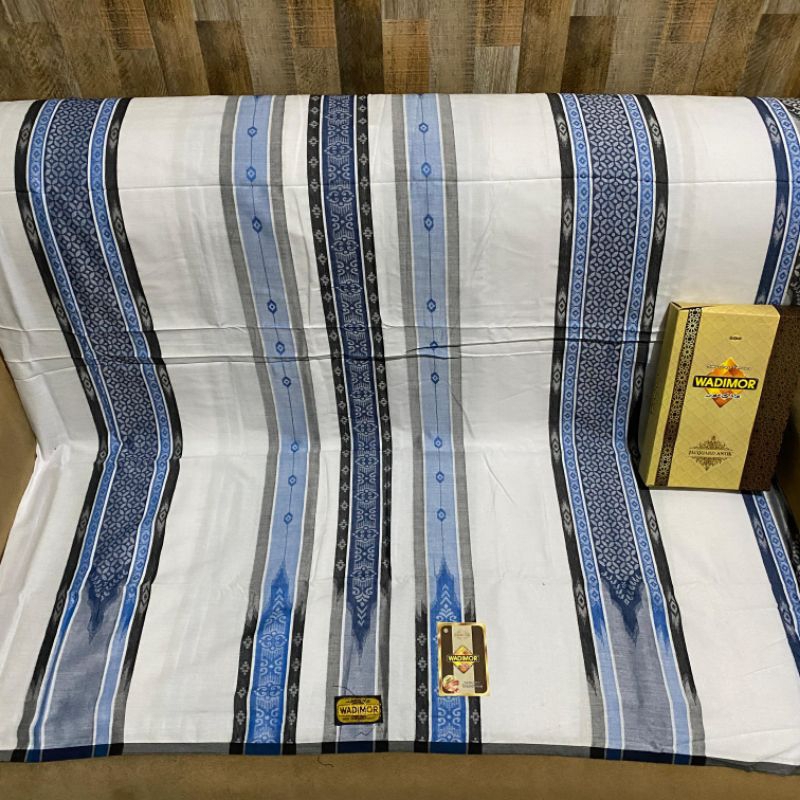 SARUNG PUTIH WADIMOR JACQUARD ANTIK WHITE SERIES