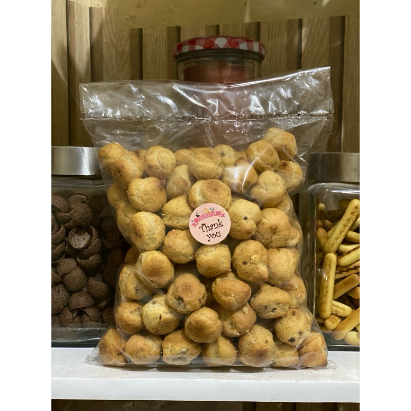 

Soes | soes coklat | soes coklat 250gr | kue lebaran | kue kering