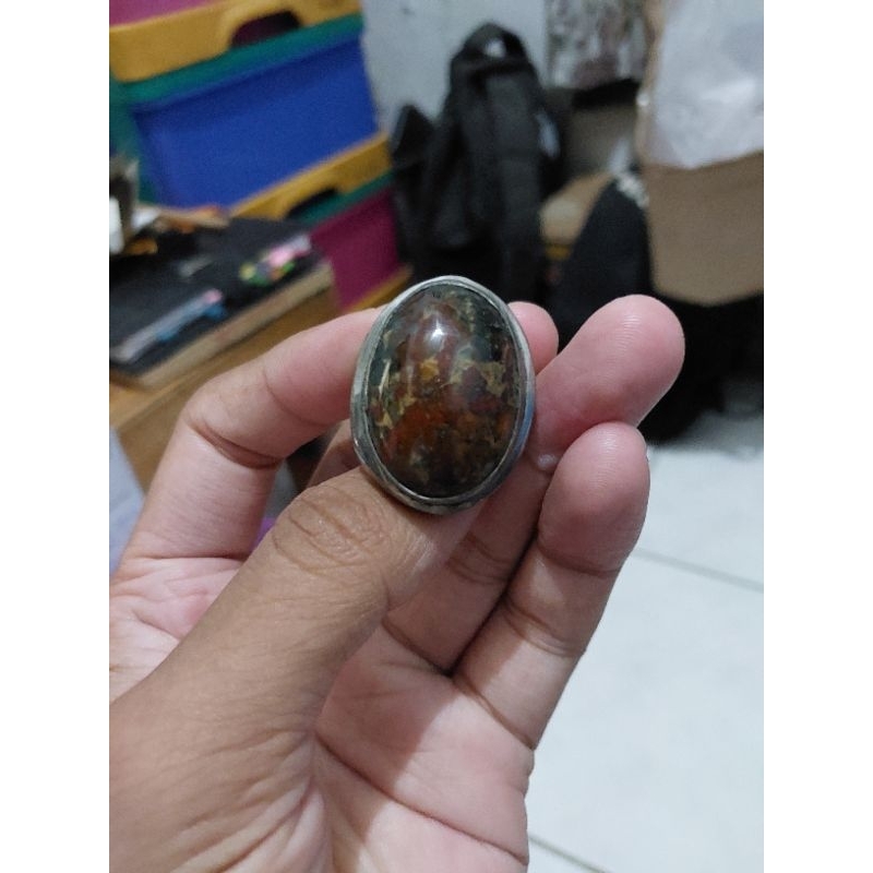 Batu cincin panca warna